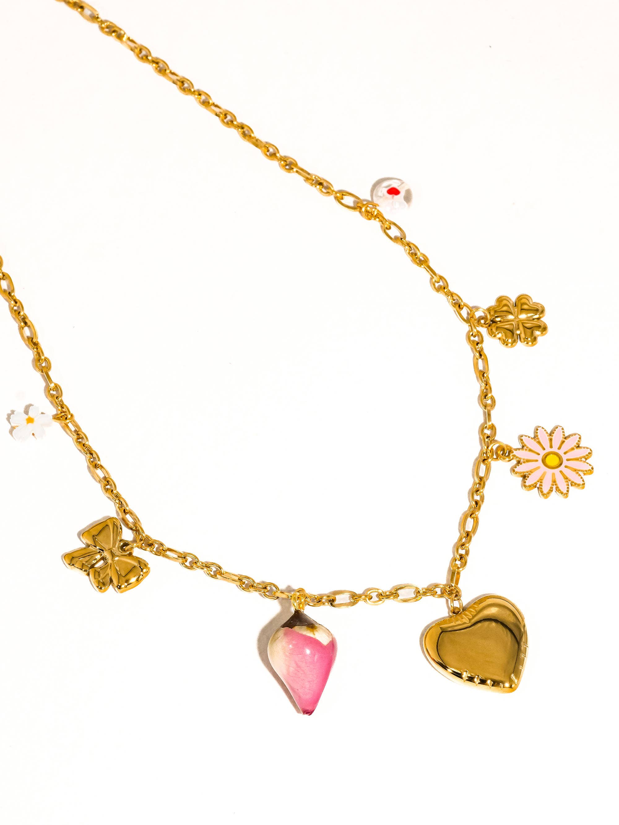 Flânerie by MAIQ - Heirloom 18K Gold Non-Tarnish Vintage Floral Charm Necklace: Multi-Colored