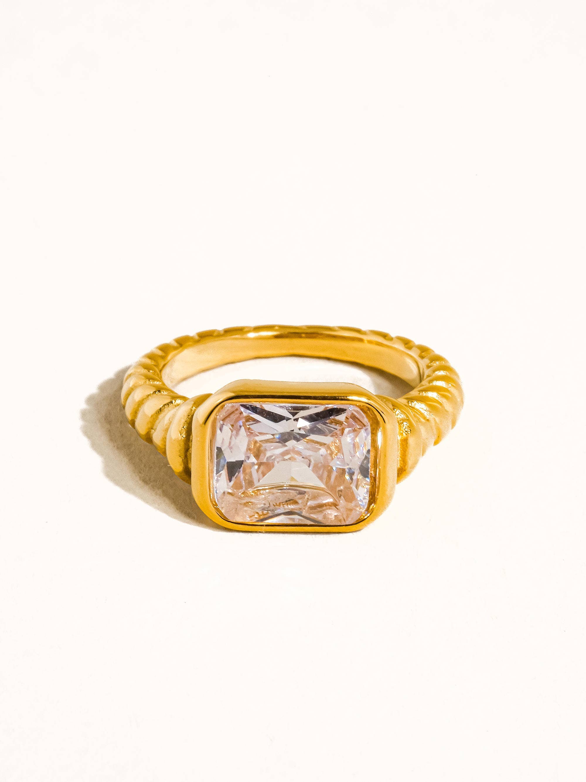 Flânerie by MAIQ - Laverne 18K Gold Non-Tarnish CZ Cocktail Ring: Pink