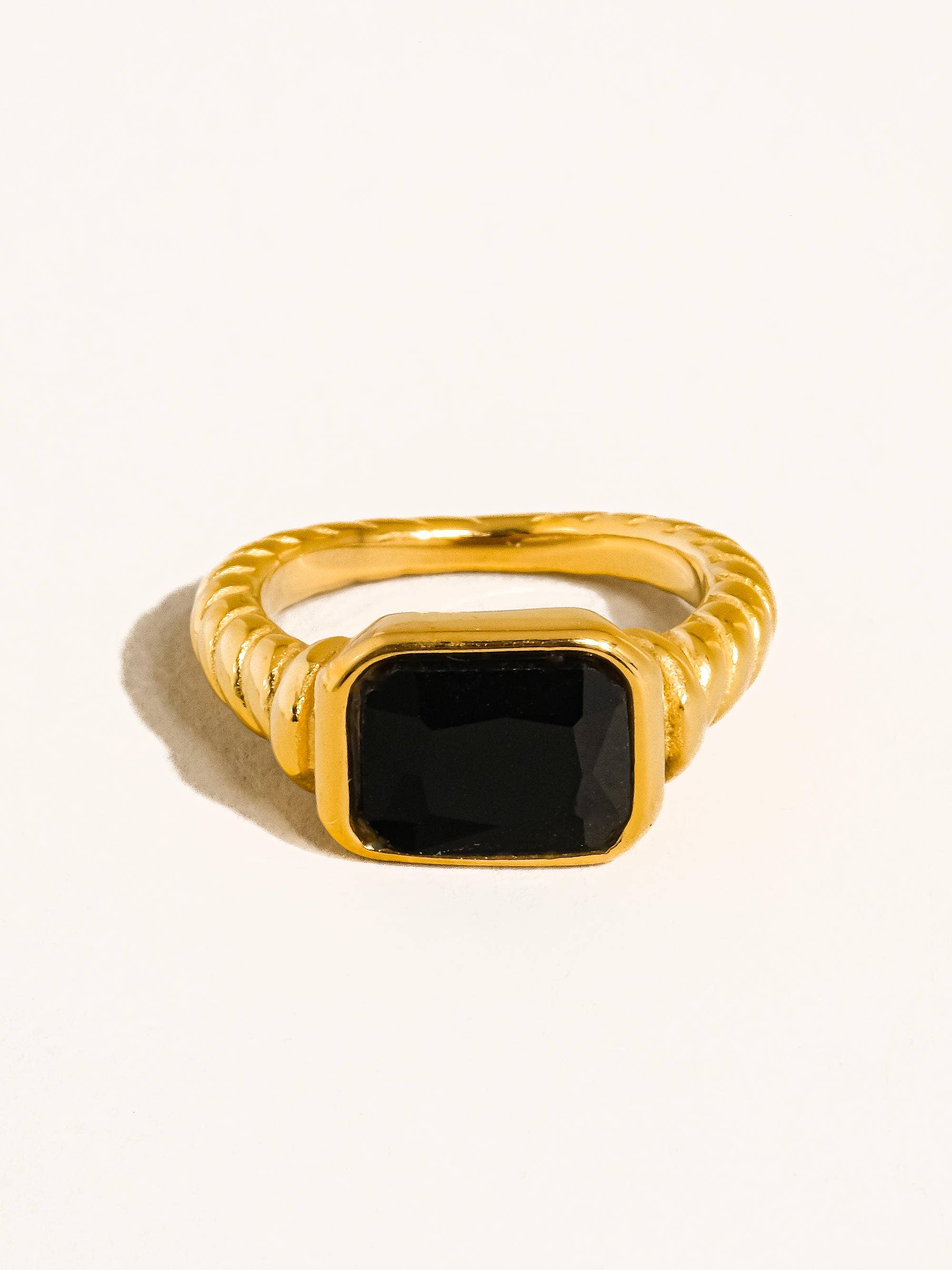 Flânerie by MAIQ - Laverne 18K Gold Non-Tarnish CZ Cocktail Ring: Pink