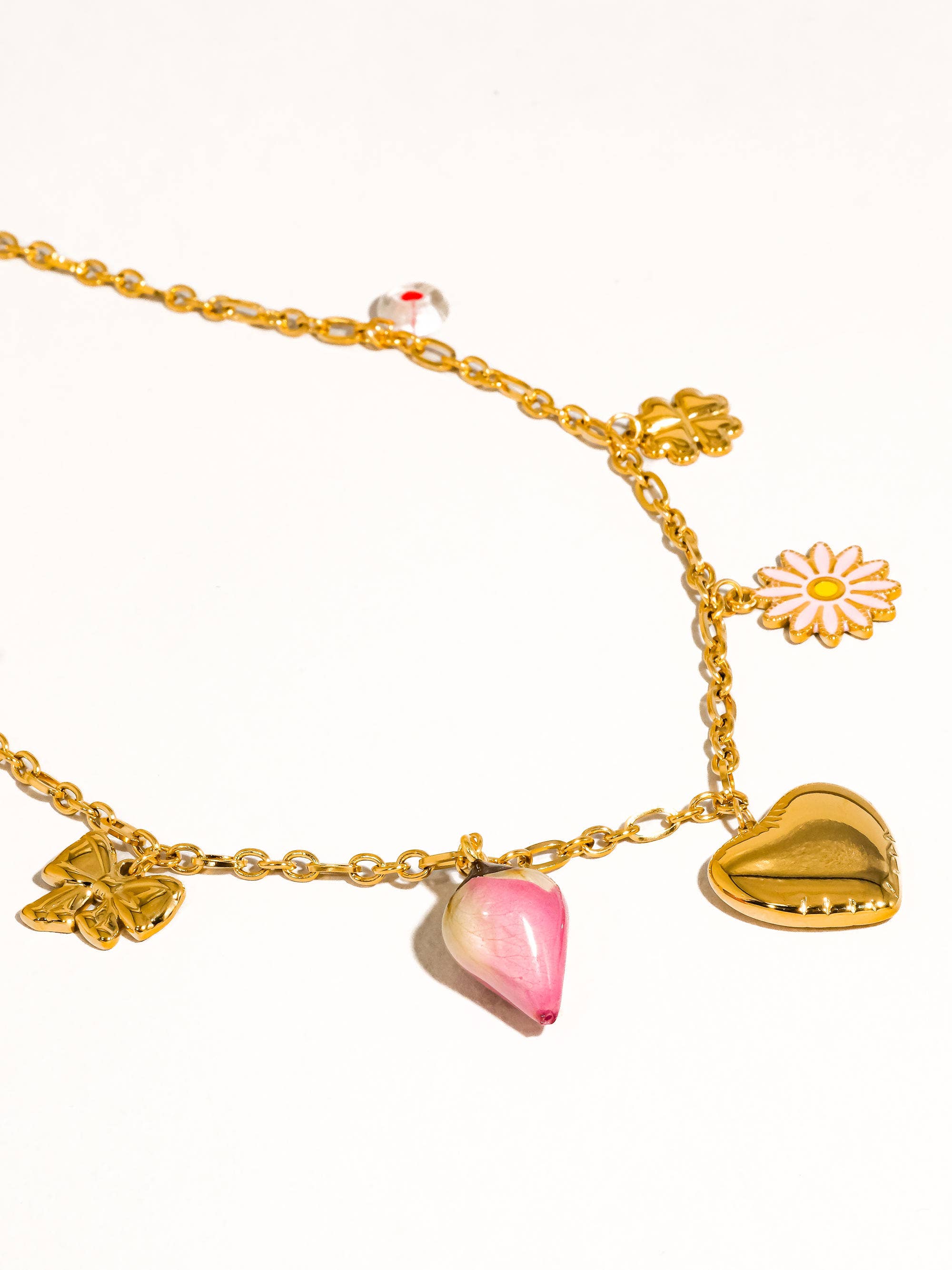 Flânerie by MAIQ - Heirloom 18K Gold Non-Tarnish Vintage Floral Charm Necklace: Multi-Colored