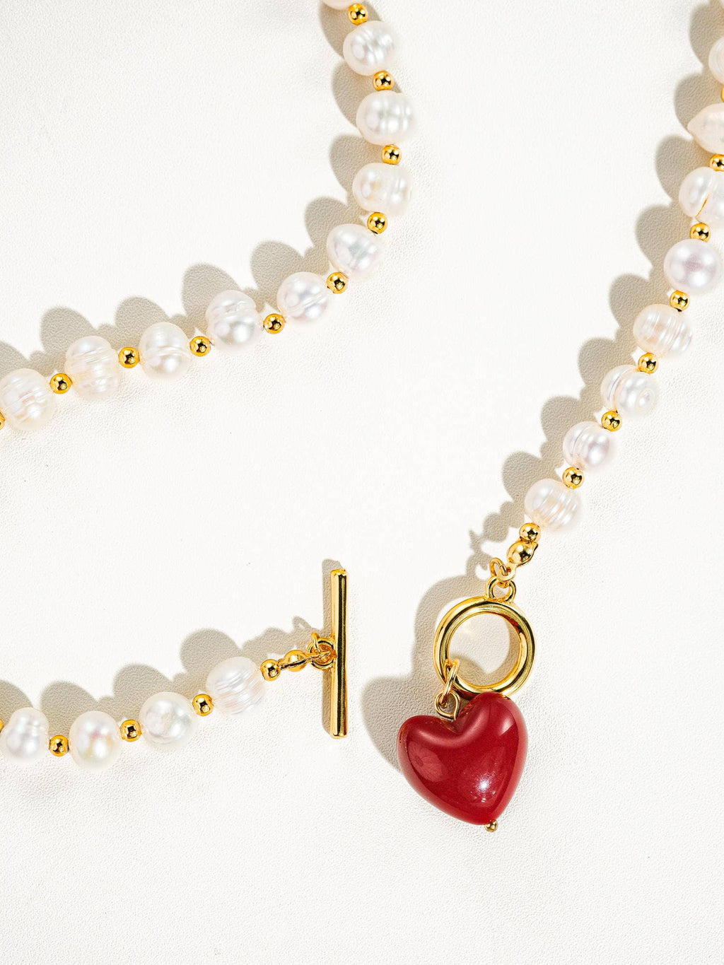 Flânerie by MAIQ - Wren Vintage Natural Pearl Heart Necklace: White