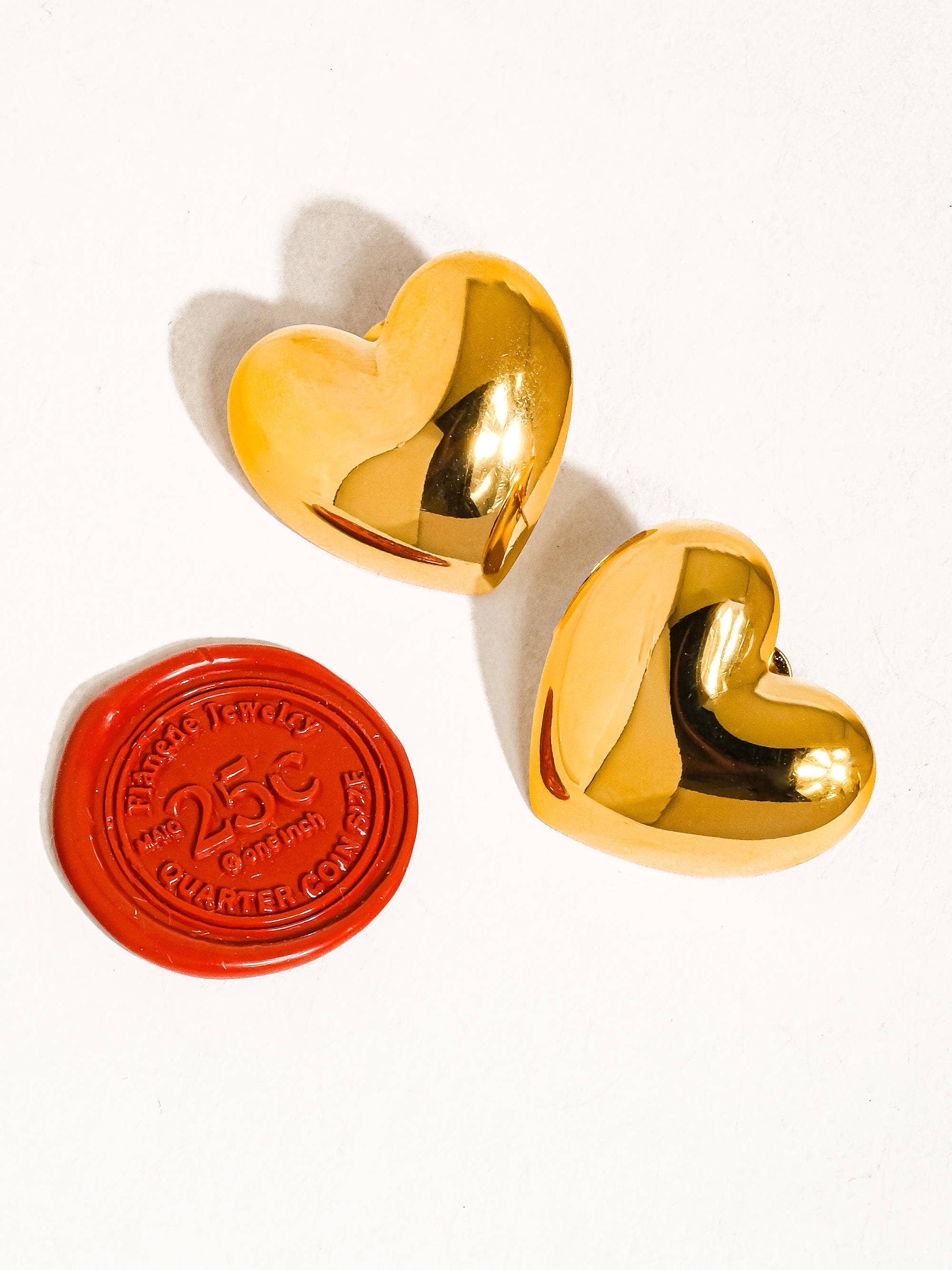 Flânerie by MAIQ - Chantilly 18K Gold Non-Tarnish Classic Heart Stud: Silver