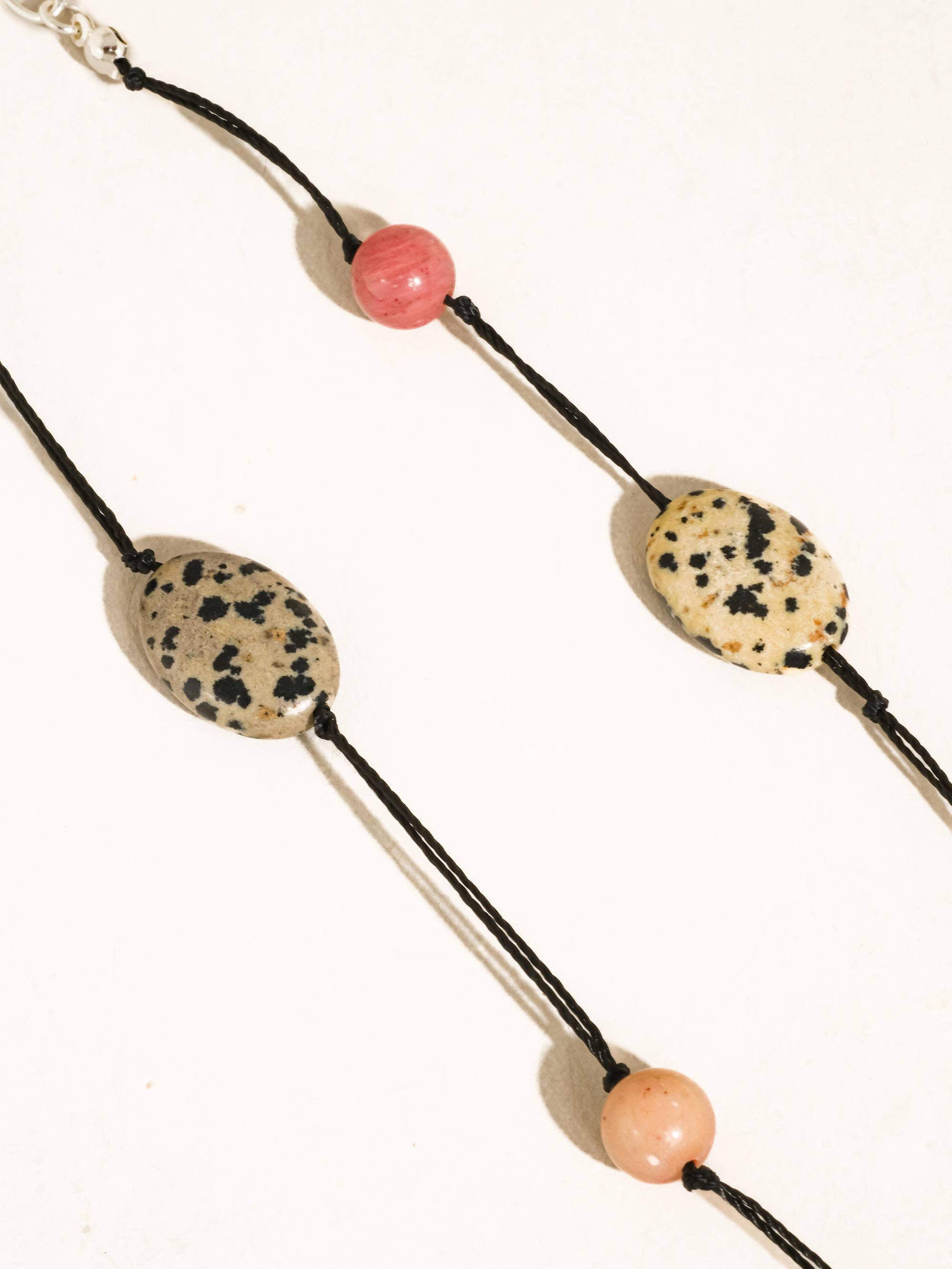 Flânerie by MAIQ - Tallulah Silver Western Beaded Flower Necklace: Silver