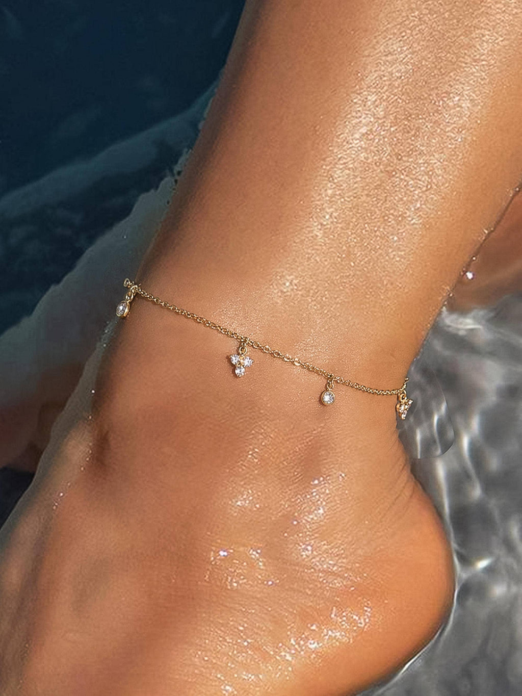 Arques 18K Gold Non-Tarnish CZ Charm Anklet